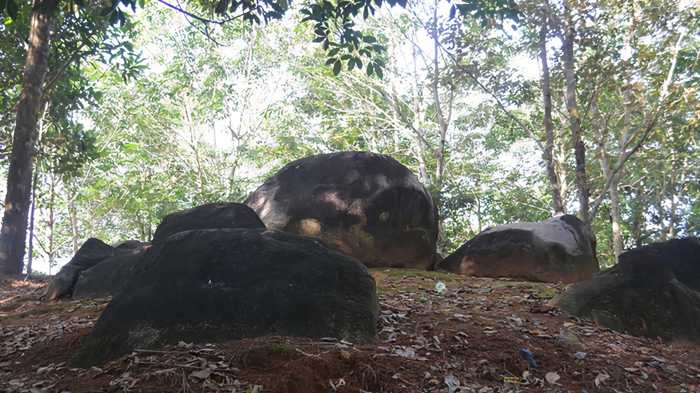 bukit-batu (Foto.Google Image)