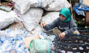 Proses Pemilahan Sampah / Sumber: JawaPos